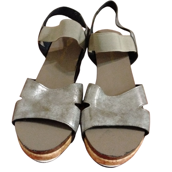 Jolimail Genuine Leather Metallic Strappy Silver Sandal Size 8 - Picture 2 of 10